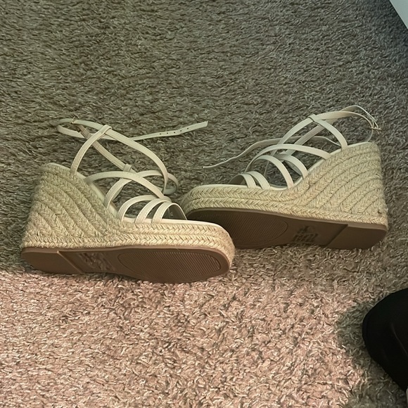 Torrid tan strappy wedges - Picture 2 of 3